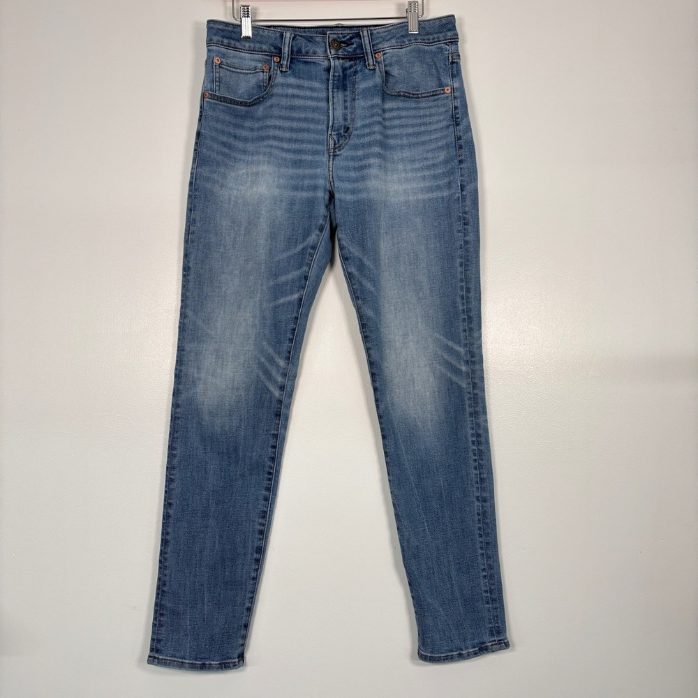 American Eagle Mens Athletic Fit Jeans 31x32 Blue Airflex+ Temp Tech Stretch